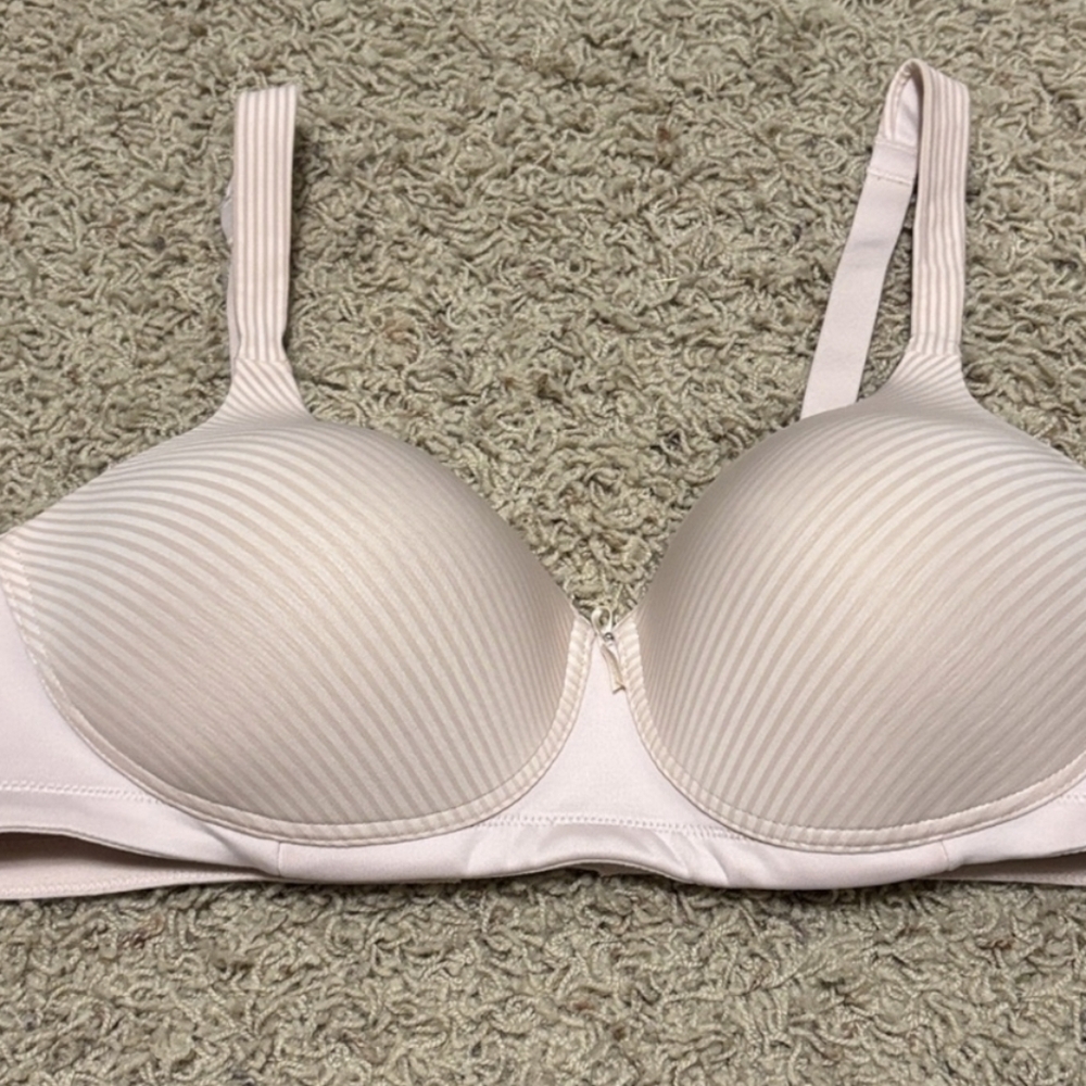 Vanity Fair Pink Striped Convertible Strap 38D Bra Molded Cups Small Pink Ribbon